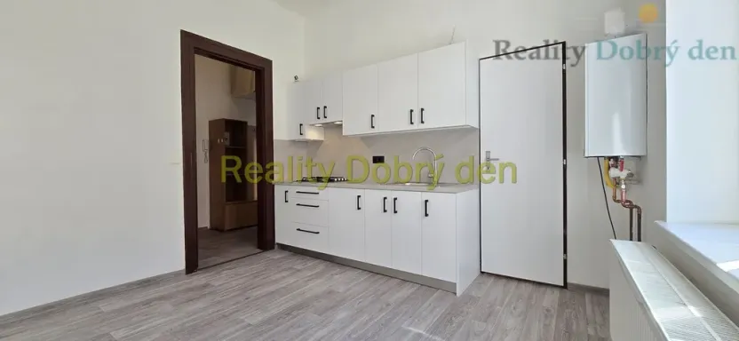 Pronájem bytu 1+1, Opava, Sokolovská, 42 m2