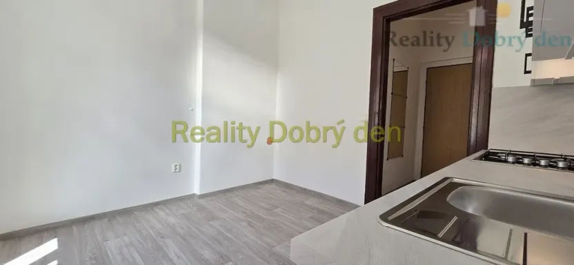 Pronájem bytu 1+1, Opava, Sokolovská, 42 m2