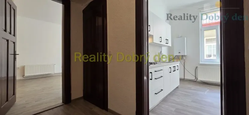 Pronájem bytu 1+1, Opava, Sokolovská, 42 m2