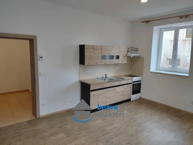 Pronájem bytu 1+kk, Skuteč, Československé armády, 35 m2