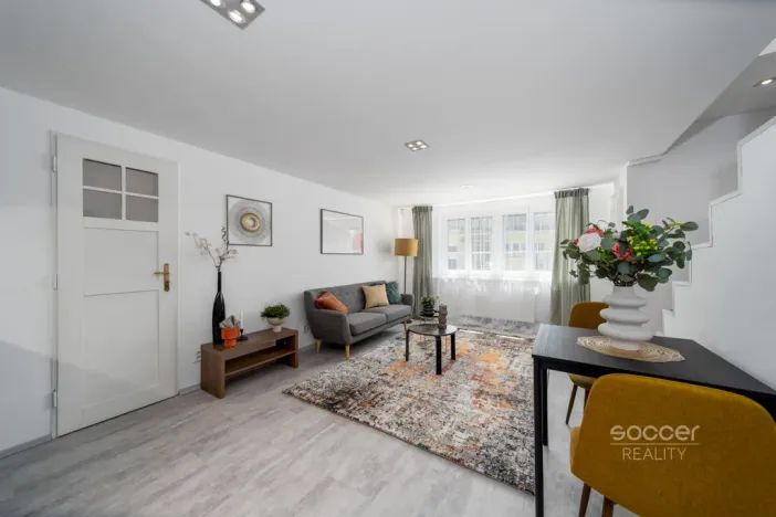Pronájem bytu 1+kk, Praha - Holešovice, U Uranie, 82 m2