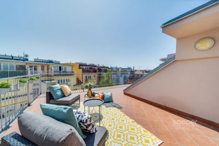 Pronájem bytu 1+kk, Praha - Holešovice, U Uranie, 82 m2