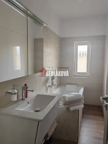 Prodej rodinného domu, Děčín - Děčín XXVIII-Folknáře, 101 m2