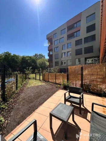 Pronájem bytu 2+kk, Praha - Radlice, U Komína, 52 m2