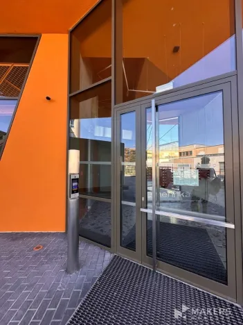 Pronájem bytu 2+kk, Praha - Radlice, U Komína, 52 m2
