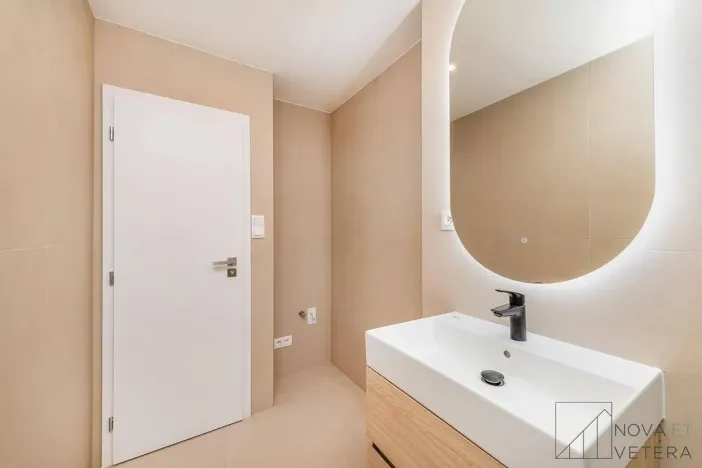 Prodej bytu 2+kk, Praha - Vršovice, Jakutská, 41 m2
