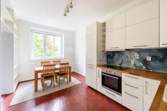 Pronájem bytu 2+kk, Praha - Holešovice, Na Maninách, 48 m2