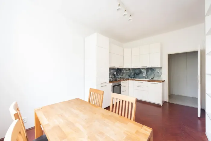 Pronájem bytu 2+kk, Praha - Holešovice, Na Maninách, 48 m2
