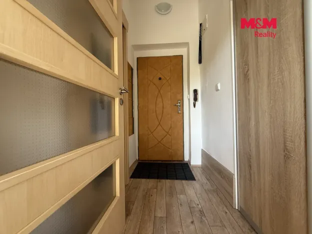 Pronájem bytu 1+kk, Jablonec nad Nisou, Palackého, 24 m2