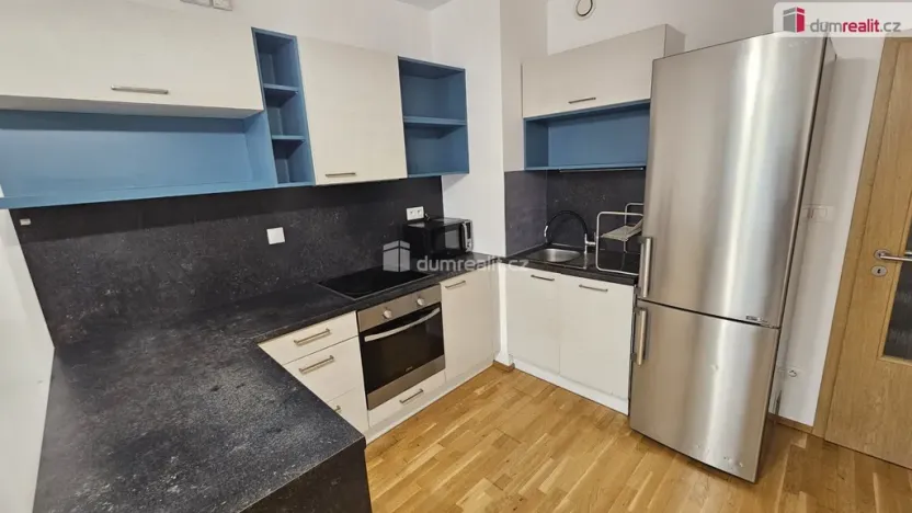 Pronájem bytu 3+kk, Praha - Hloubětín, Slévačská, 78 m2
