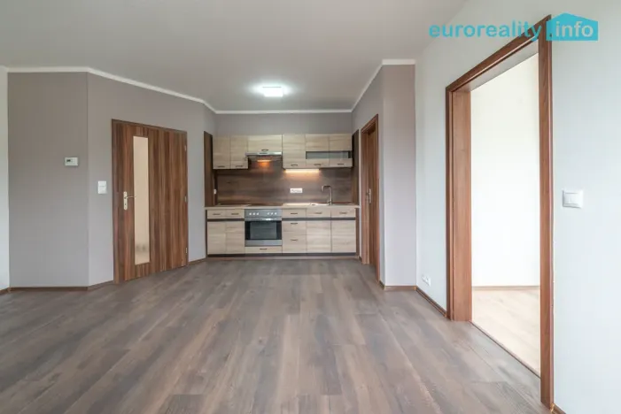 Prodej bytu 2+kk, Tachov, Na Třešňovce, 37 m2