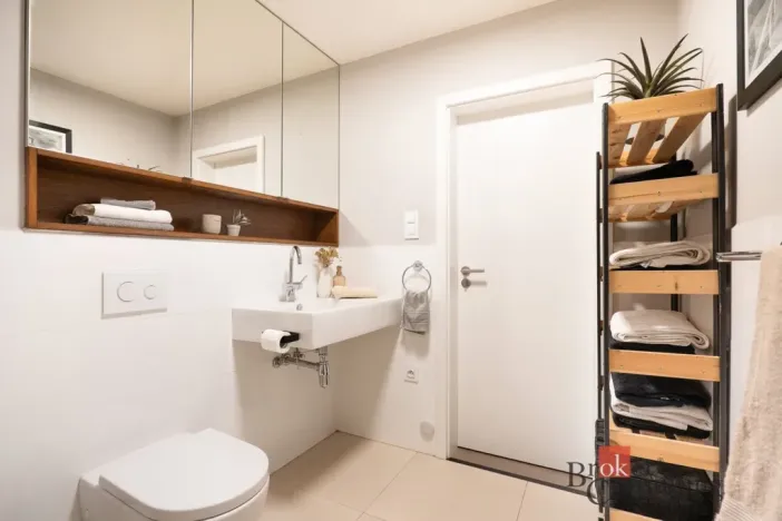 Prodej bytu 2+kk, Praha - Strašnice, Zvěřinova, 66 m2