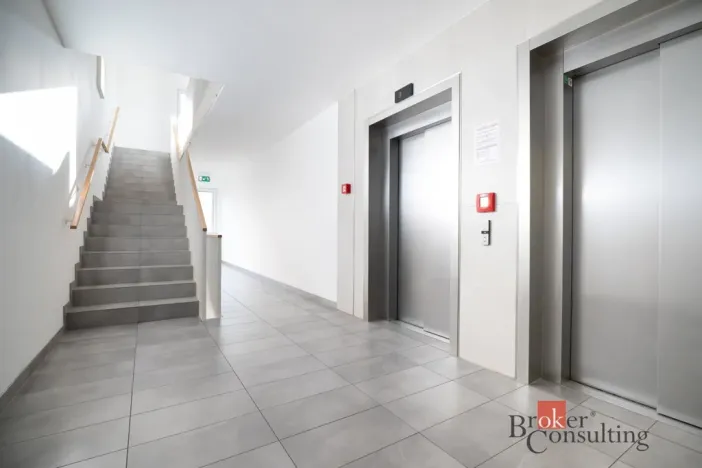 Prodej bytu 2+kk, Praha - Strašnice, Zvěřinova, 66 m2