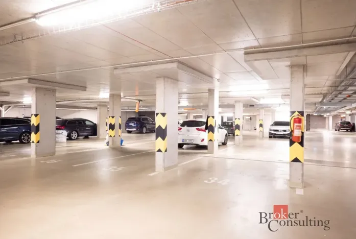 Prodej bytu 2+kk, Praha - Strašnice, Zvěřinova, 75 m2