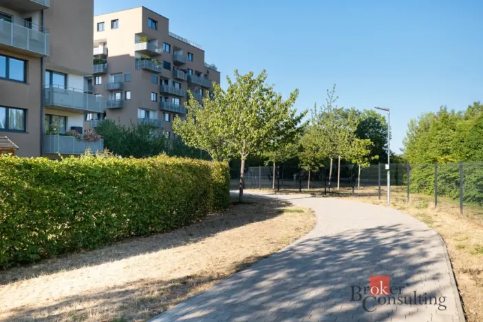 Prodej bytu 2+kk, Praha - Strašnice, Zvěřinova, 75 m2