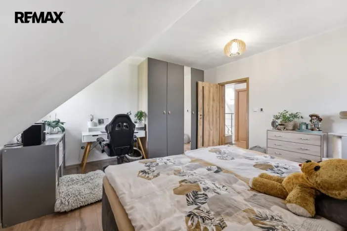 Prodej rodinného domu, Sezemice - Veská, 107 m2