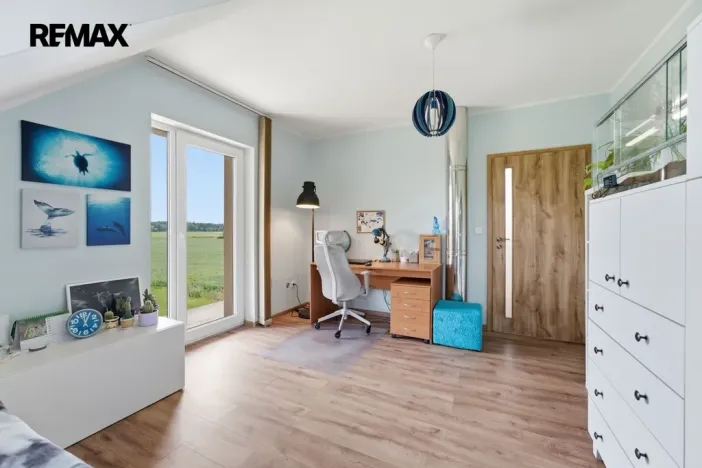 Prodej rodinného domu, Sezemice - Veská, 107 m2