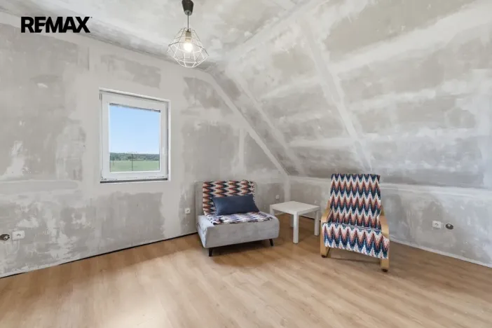Prodej rodinného domu, Sezemice - Veská, 107 m2