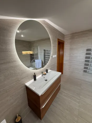 Pronájem vily, Zlín - Malenovice, Kamenec, 650 m2