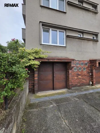 Pronájem garáže, Olomouc - Lazce, Zamykalova, 15 m2