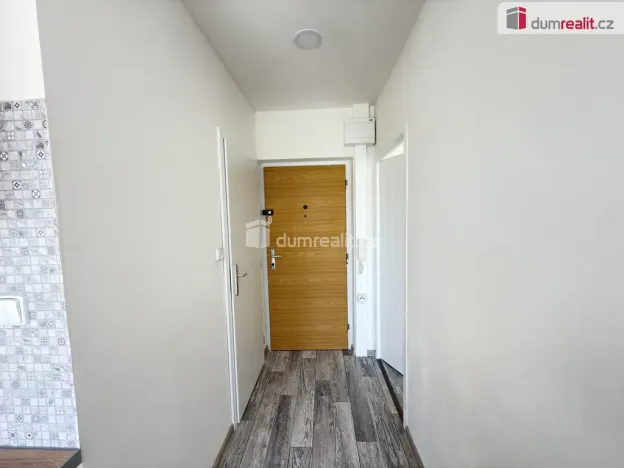 Prodej bytu 1+1, Klášterec nad Ohří, Družstevní, 35 m2