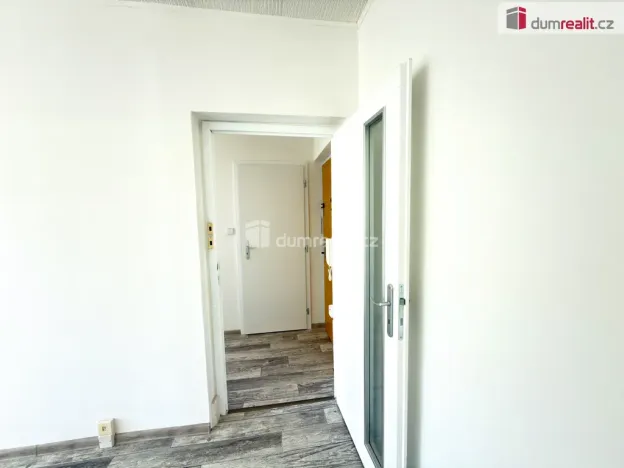 Prodej bytu 1+1, Klášterec nad Ohří, Družstevní, 35 m2