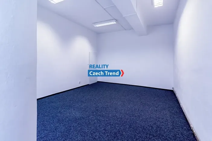 Pronájem kanceláře, Olomouc, Šlechtitelů, 50 m2