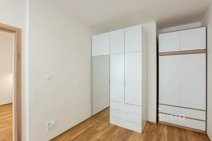 Pronájem bytu 2+kk, Praha - Modřany, Soukalova, 55 m2