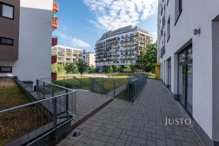 Pronájem bytu 2+kk, Praha - Modřany, Soukalova, 55 m2