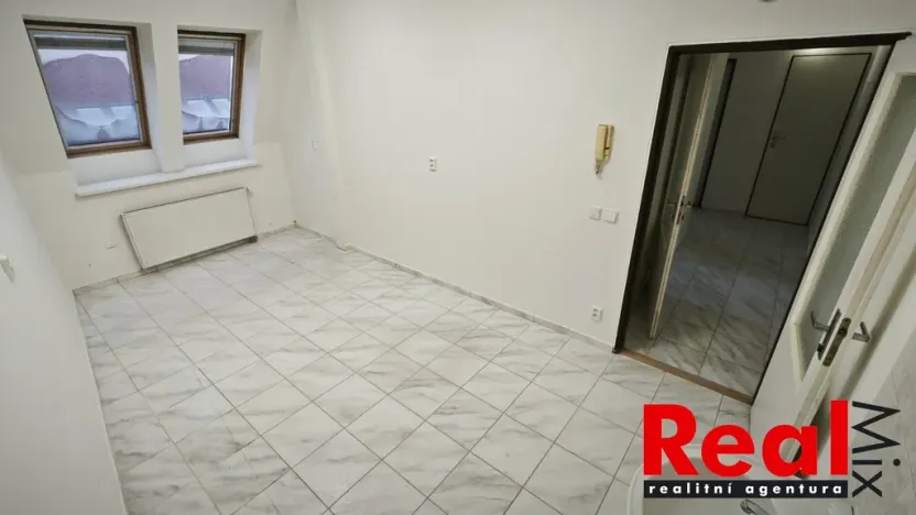 Pronájem kanceláře, Hustopeče, Mrštíkova, 12 m2