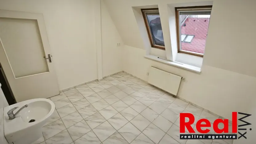 Pronájem kanceláře, Hustopeče, Mrštíkova, 15 m2