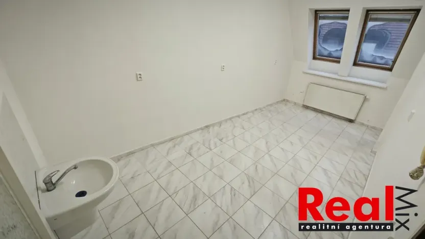 Pronájem kanceláře, Hustopeče, Mrštíkova, 15 m2