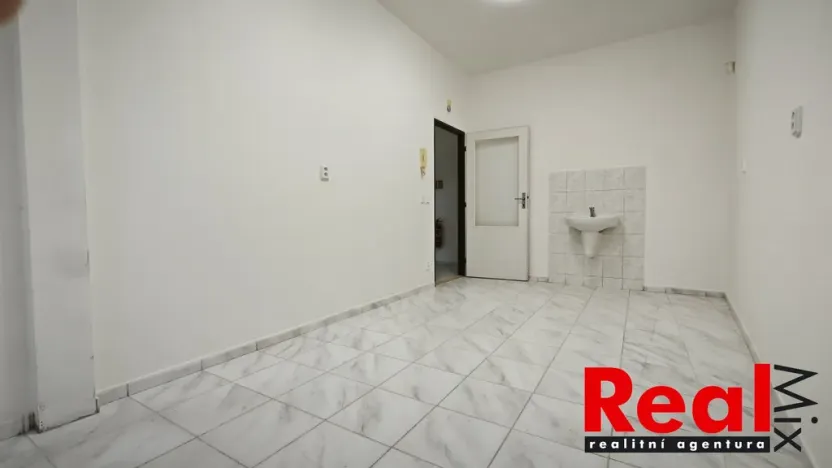 Pronájem kanceláře, Hustopeče, Mrštíkova, 15 m2