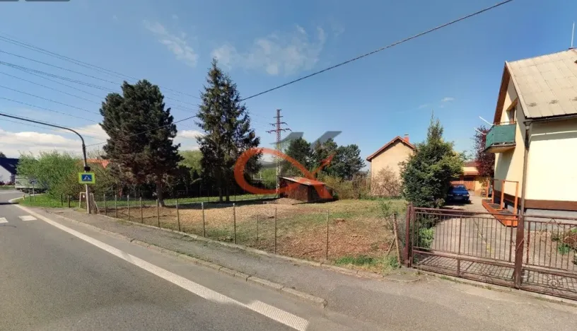 Prodej podílu 1/2 komerčního pozemku, Valašské Meziříčí, 639 m2