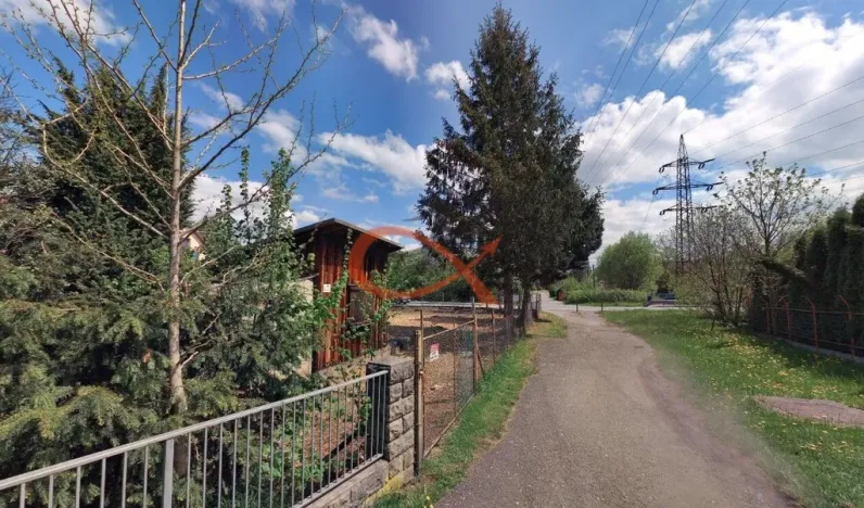 Prodej podílu 1/2 komerčního pozemku, Valašské Meziříčí, 639 m2