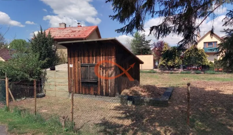 Prodej podílu 1/2 komerčního pozemku, Valašské Meziříčí, 639 m2