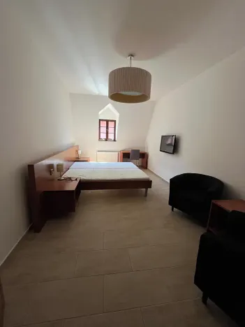 Pronájem pokoje, Kolín, Na Hradbách, 28 m2