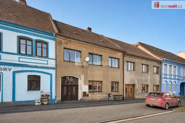 Prodej rodinného domu, Kravaře, náměstí, 200 m2