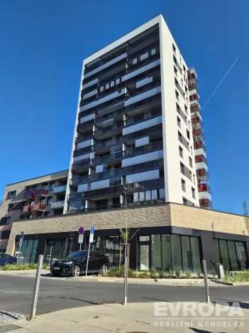 Prodej obchodního prostoru, Praha - Hloubětín, Waltariho, 121 m2