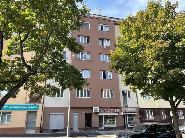 Pronájem bytu 1+kk, Praha - Holešovice, Ortenovo náměstí, 27 m2