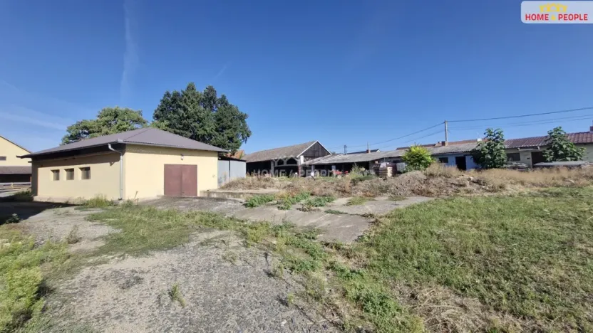 Prodej výrobních prostor, Branišovice, 8554 m2