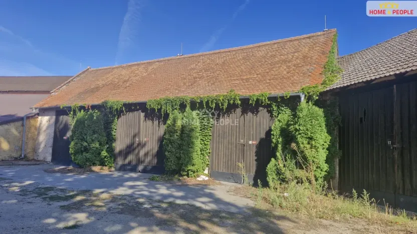 Prodej výrobních prostor, Branišovice, 8554 m2