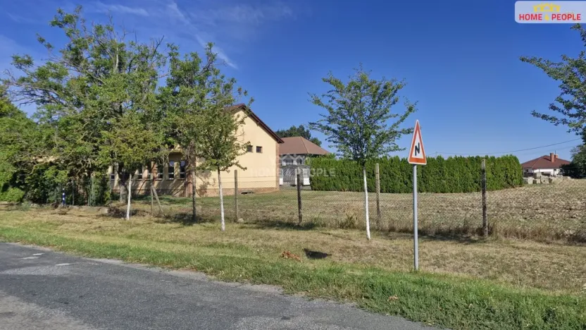 Prodej výrobních prostor, Branišovice, 8554 m2