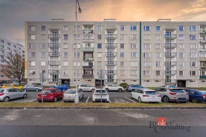 Pronájem bytu 3+kk, Hradec Králové - Nový Hradec Králové, Pod Zámečkem, 74 m2