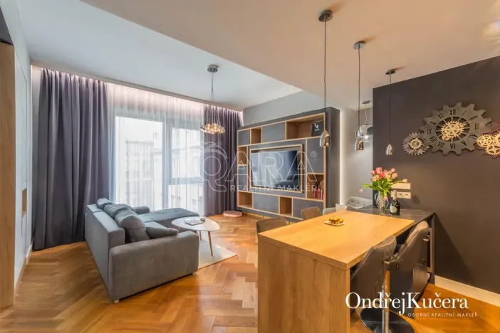 Prodej bytu 2+kk, Praha - Nové Město, Dlážděná, 61 m2