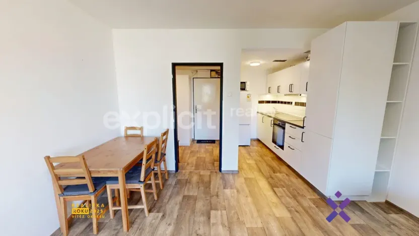Pronájem bytu 2+kk, Zlín, Osvoboditelů, 48 m2