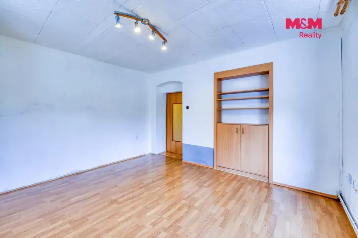 Pronájem bytu 2+1, Karlovy Vary - Bohatice, Na Výšině, 45 m2
