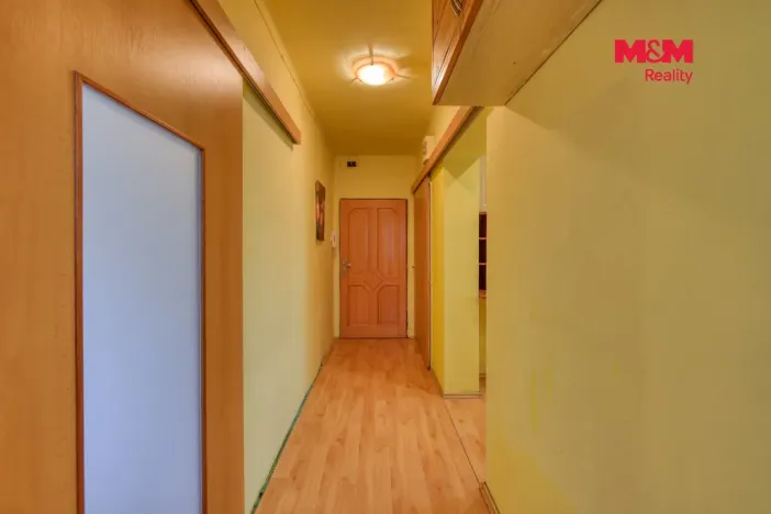 Pronájem bytu 2+1, Karlovy Vary - Bohatice, Na Výšině, 45 m2