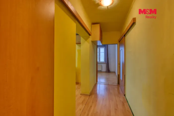 Pronájem bytu 2+1, Karlovy Vary - Bohatice, Na Výšině, 45 m2