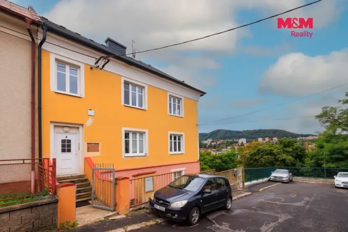 Pronájem bytu 2+1, Karlovy Vary - Bohatice, Na Výšině, 45 m2